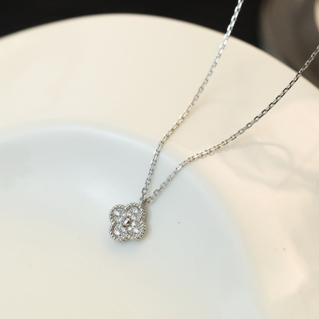 ¡®Dream¡¯CLOVER MINI 9.5MM PENDANT DIAMOND NECKLACE