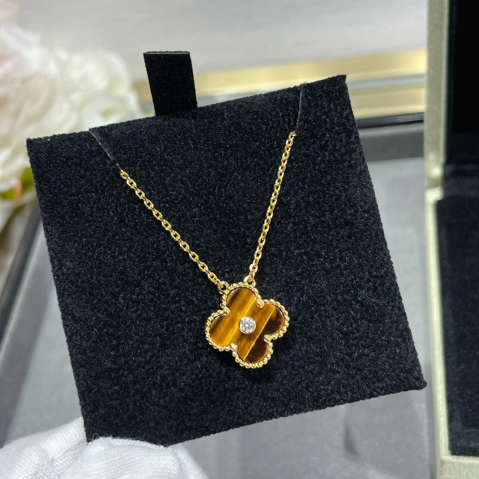 ¡®Dream¡¯CLOVER 15MM DIAMOND AND YELLOW TIGER'S EYE AGATE necklace
