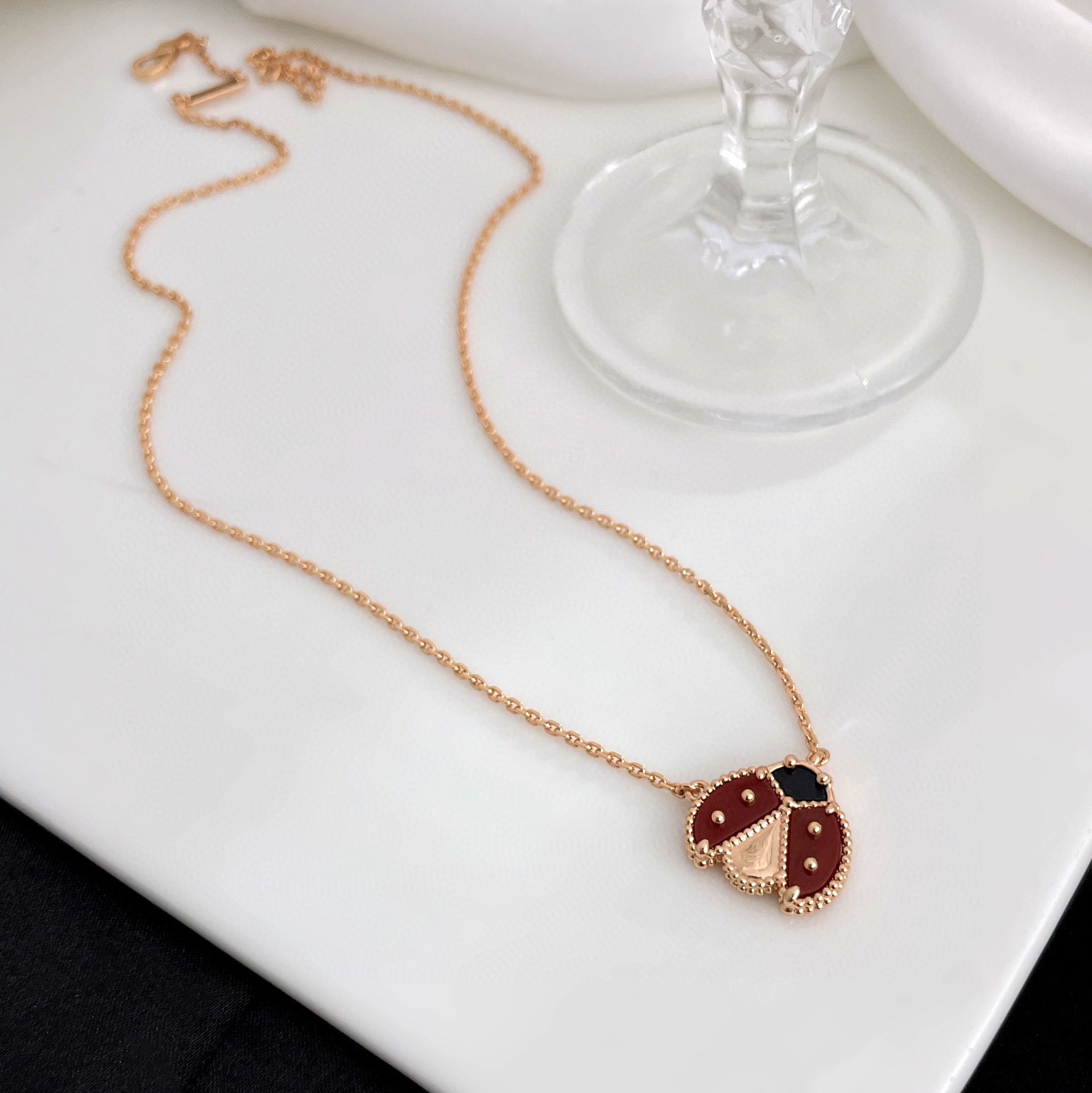 ¡®Dream¡¯LUCKY  CARNELIANS LADYBUG NECKLACE