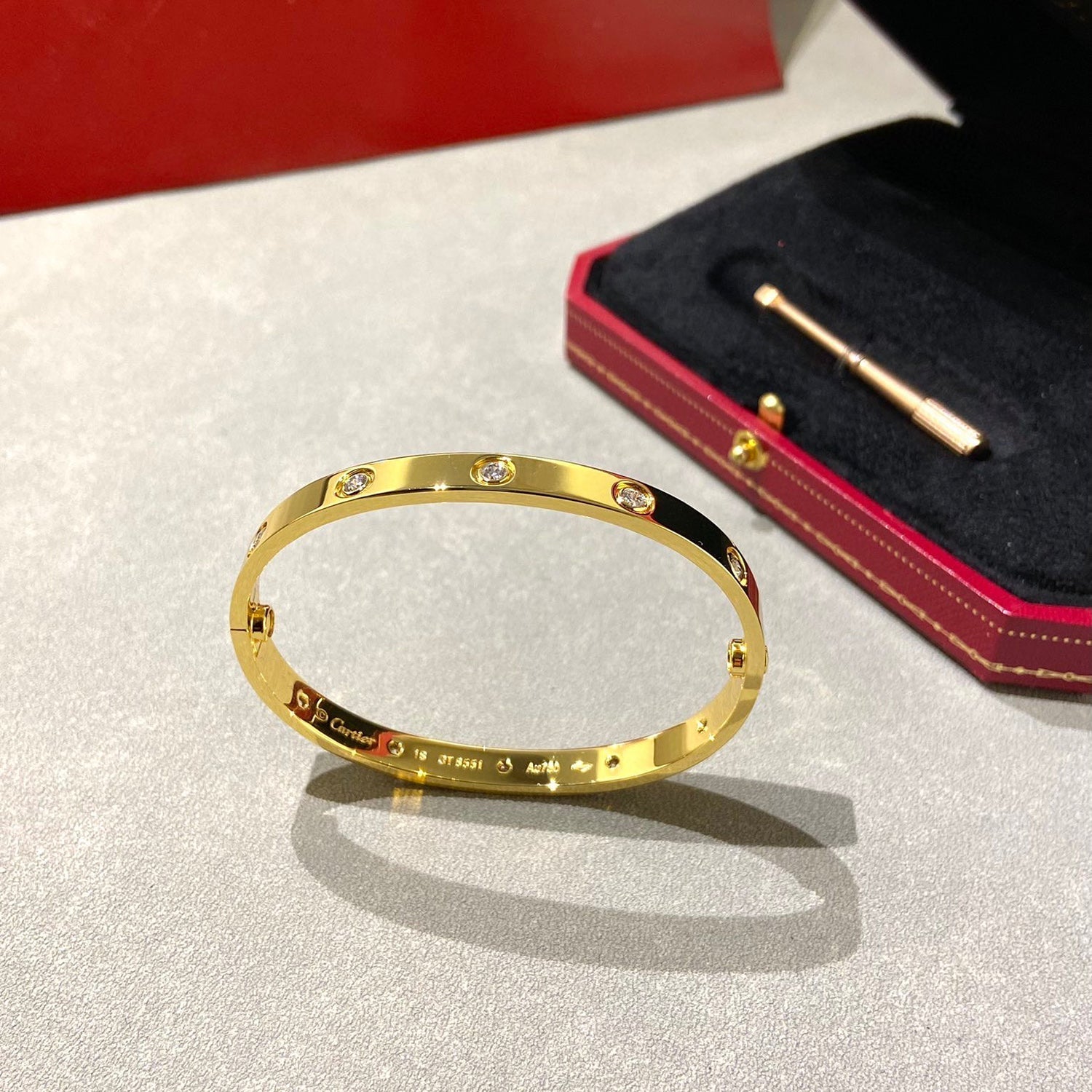 „DREAM“ LIEBESARMBAND 6.1MM 10 DIAMANTEN