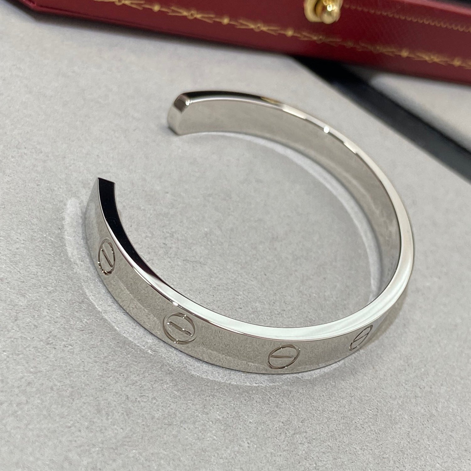 ®ドリーム®LOVEブレスレット 6.1MM 1ダイヤモンド オープンカフ