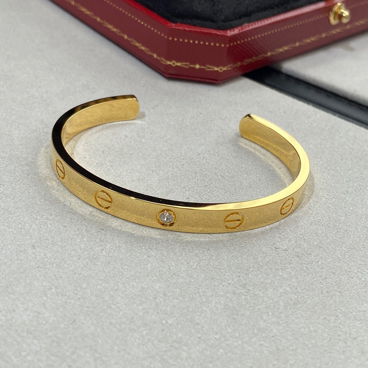 ®ドリーム®LOVEブレスレット 6.1MM 1ダイヤモンド オープンカフ