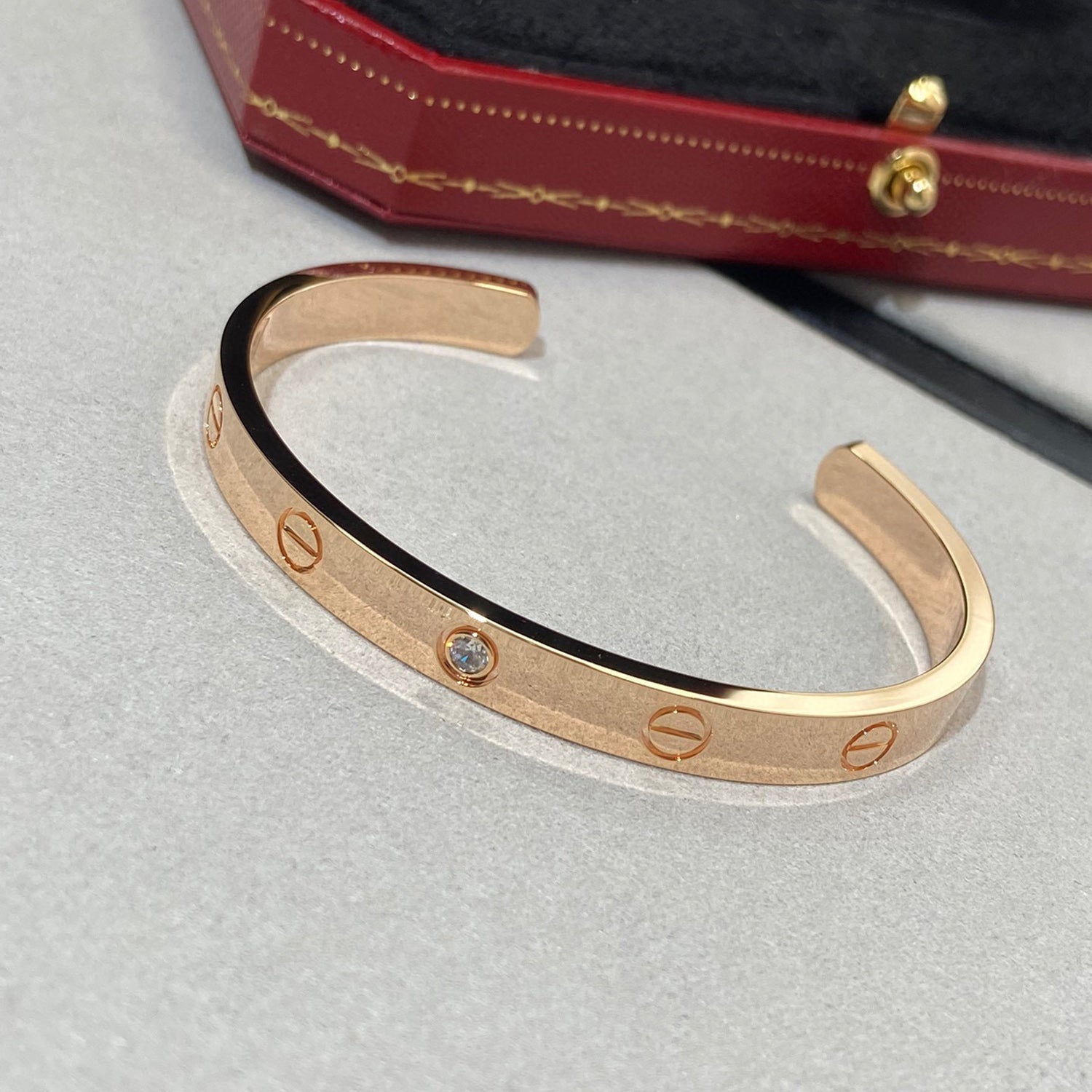 ®ドリーム®LOVEブレスレット 6.1MM 1ダイヤモンド オープンカフ