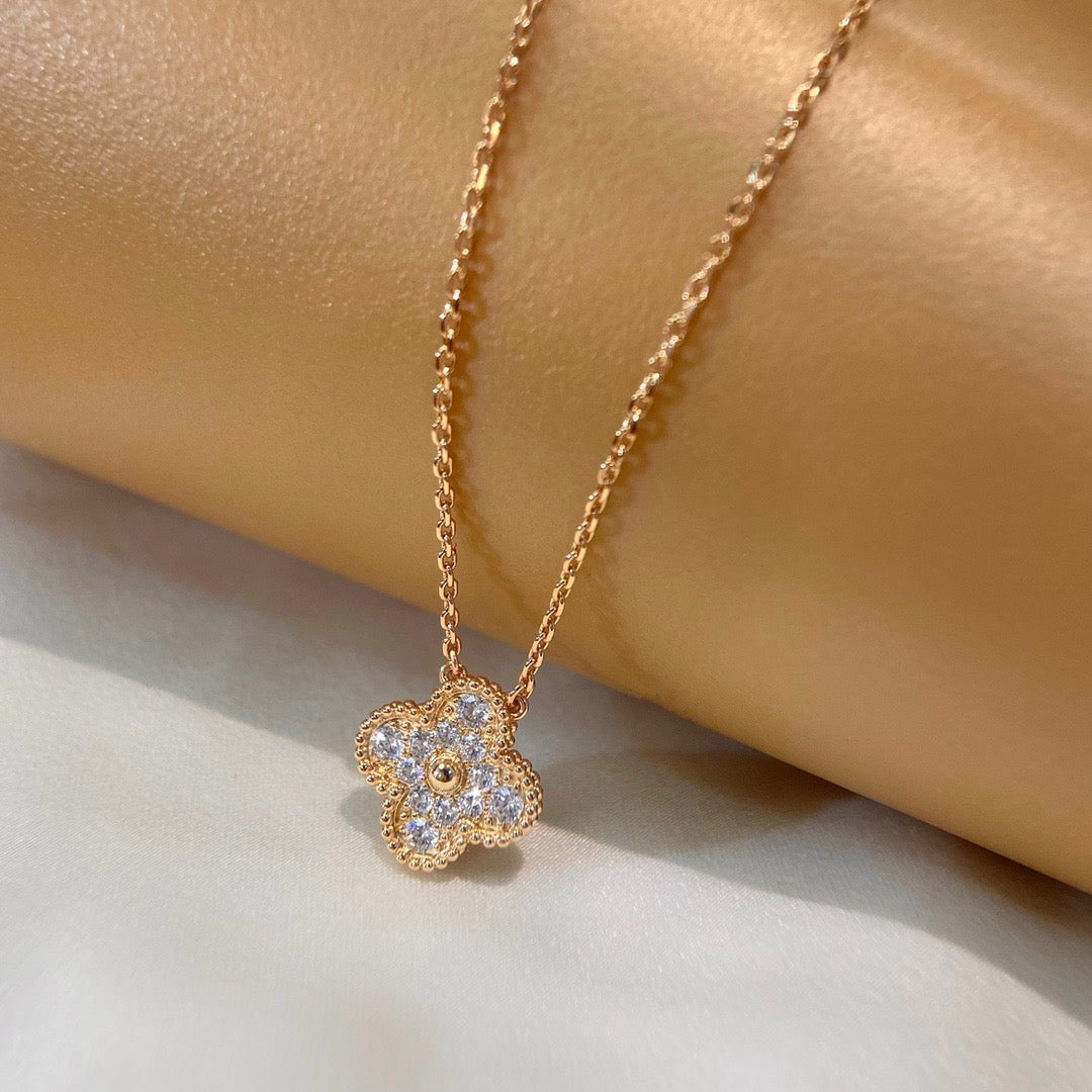 "Dream"CLOVER 15MM DIAMANT EINZELNE BLUMENKETTE