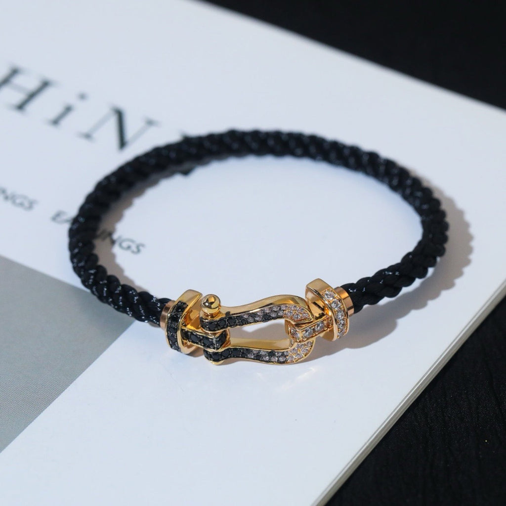 ¡®Dream¡¯FORCE LARGE HORSESHOE BLACK WHITE DIAMOND BRACELET SILVER
