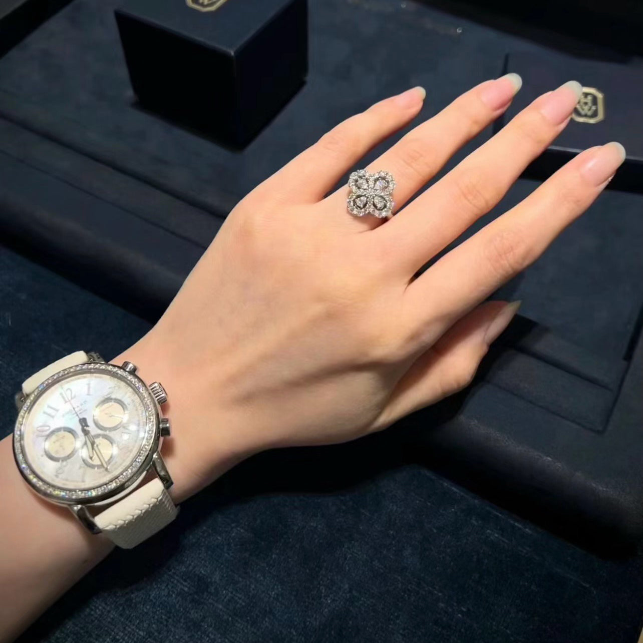 「ドリーム」ループリング フルモチーフ ダイヤモンド 16MM シルバー