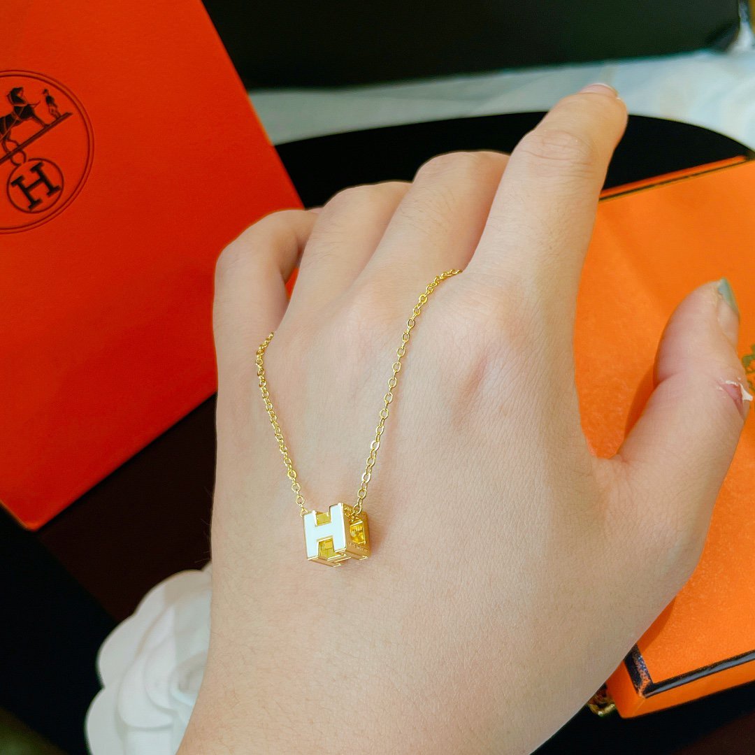 ¡®Dream¡¯H WEISSES, QUADRATISCHES GOLDHALSBAND