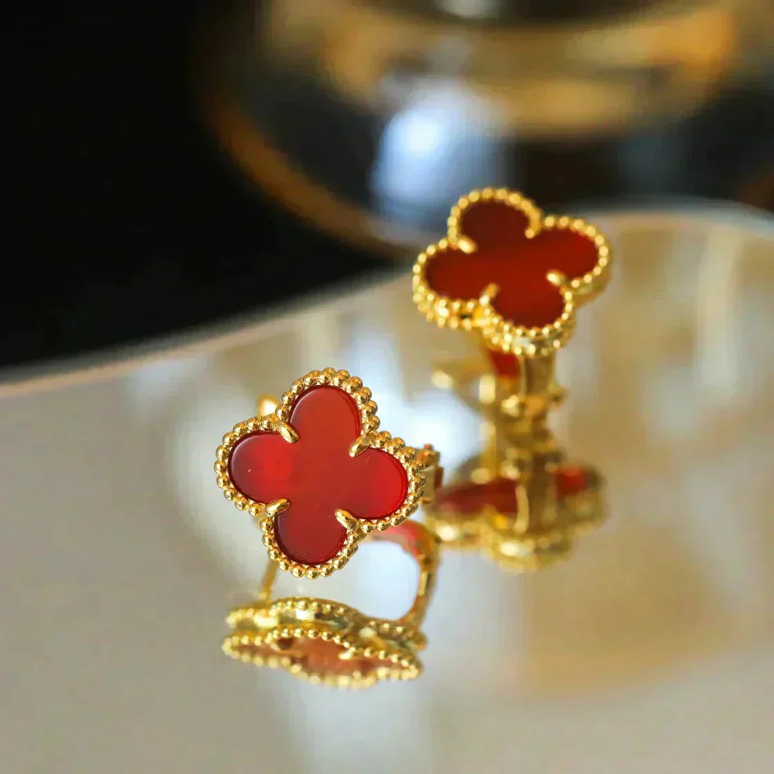 ¡®Dream¡¯CLOVER MITTELGROSS 1 MOTIV KARNEOL OHRRINGE