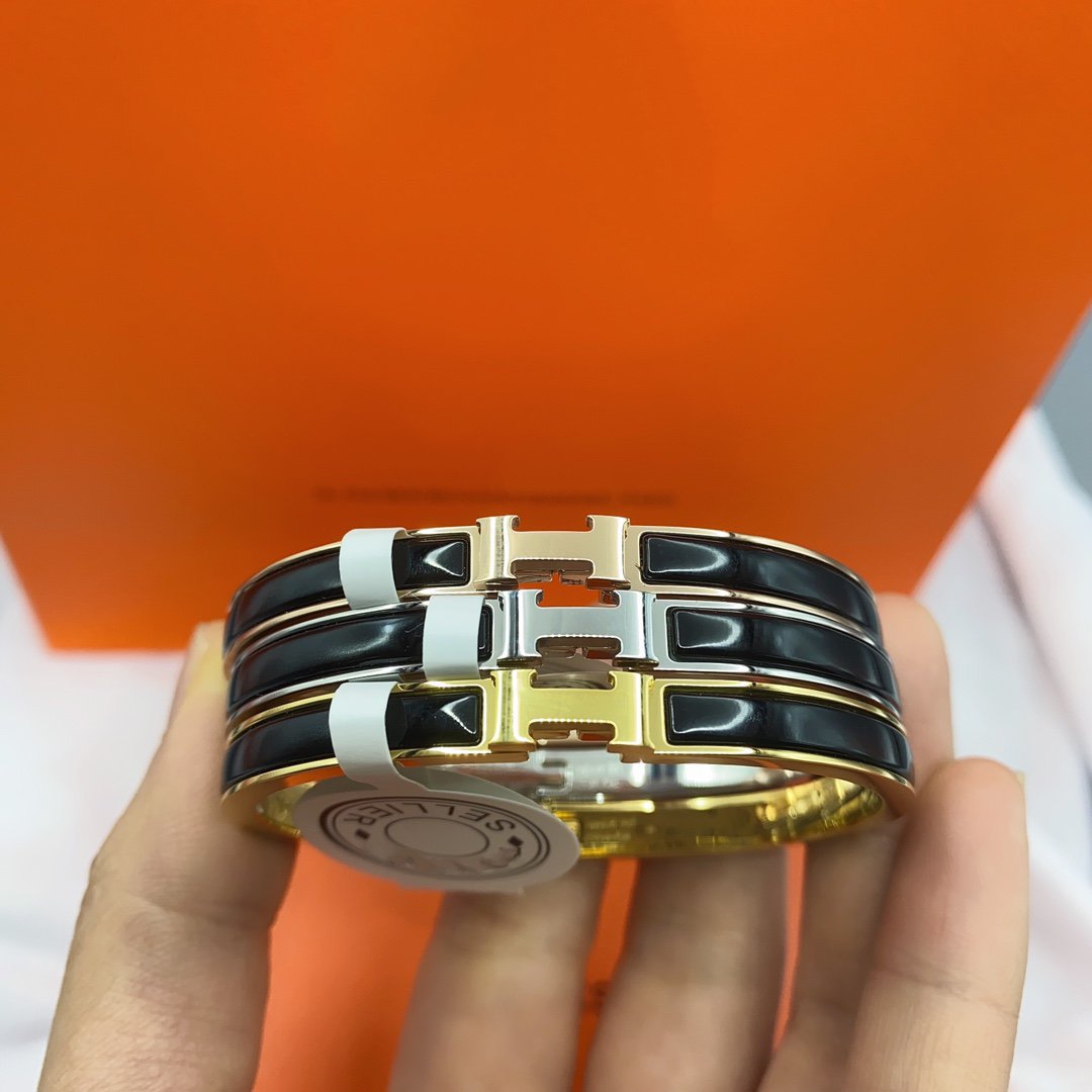 「ドリーム」クラシック HM クリック ブラック 8MM エナメルブレスレット