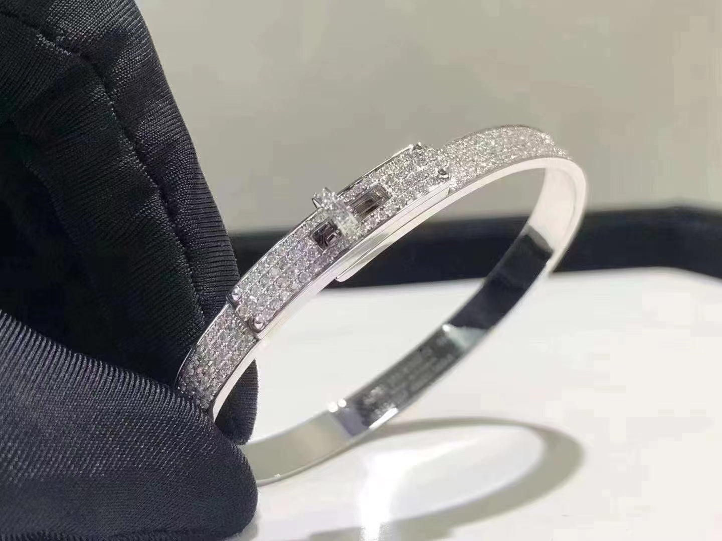 ®Dream®HM KELLY BRACELET IN SILVER AND FULL PAVE DIAMOND