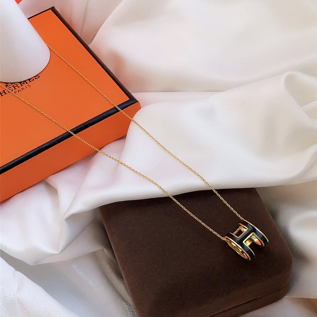 ¡®Dream¡¯HM CLIC BLACK ENAMEL GOLD NECKLACE