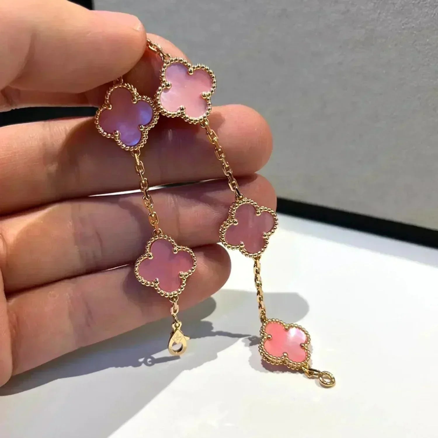 [Dream]Neue ROSA PERLMUTT-ARMBANDKOLLEKTION MIT KLEEBÄTTERN (5 MOTIVE)