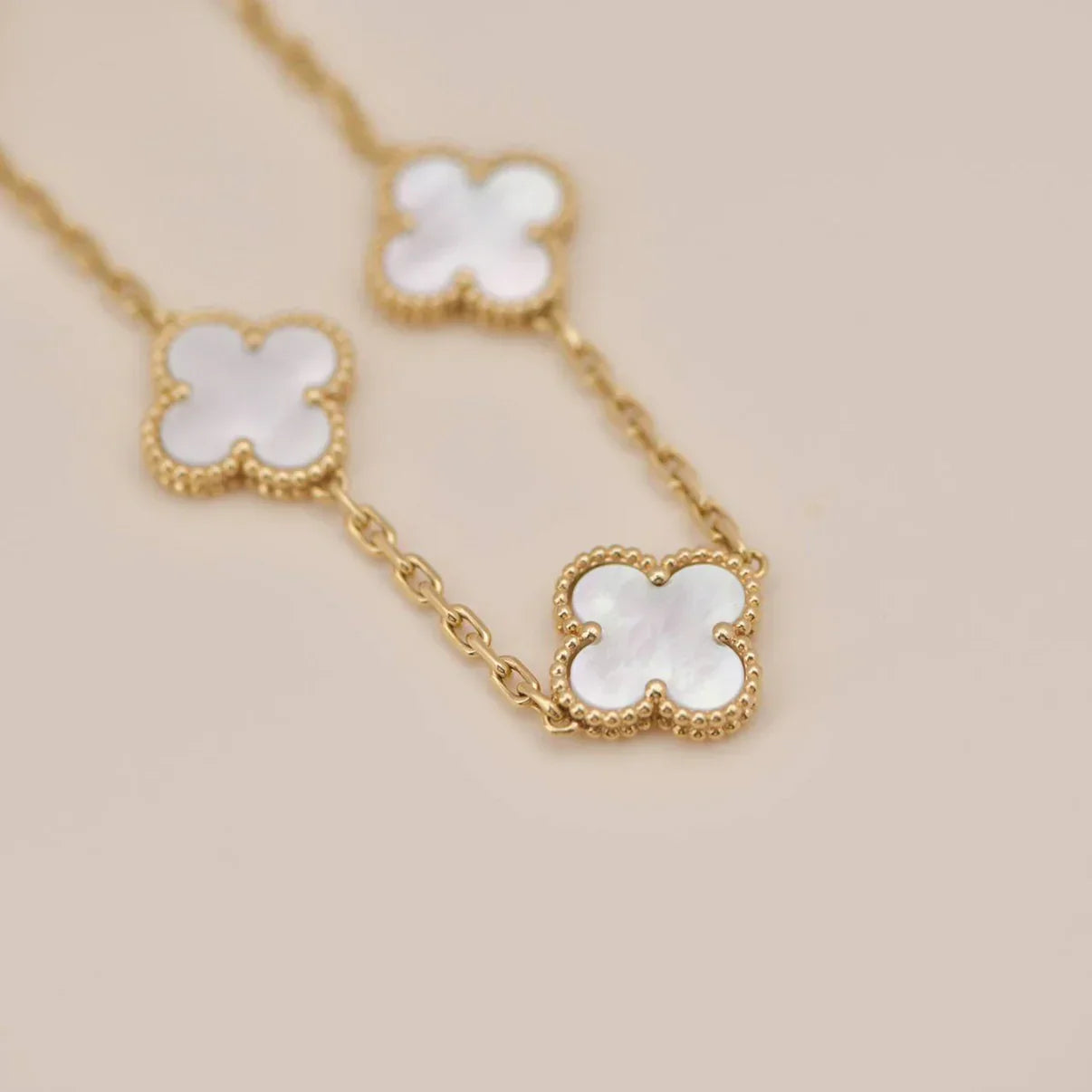 [Dream]New CLOVER WHITE PEARL MOP 5 MOTIF BRACELET COLLECTION