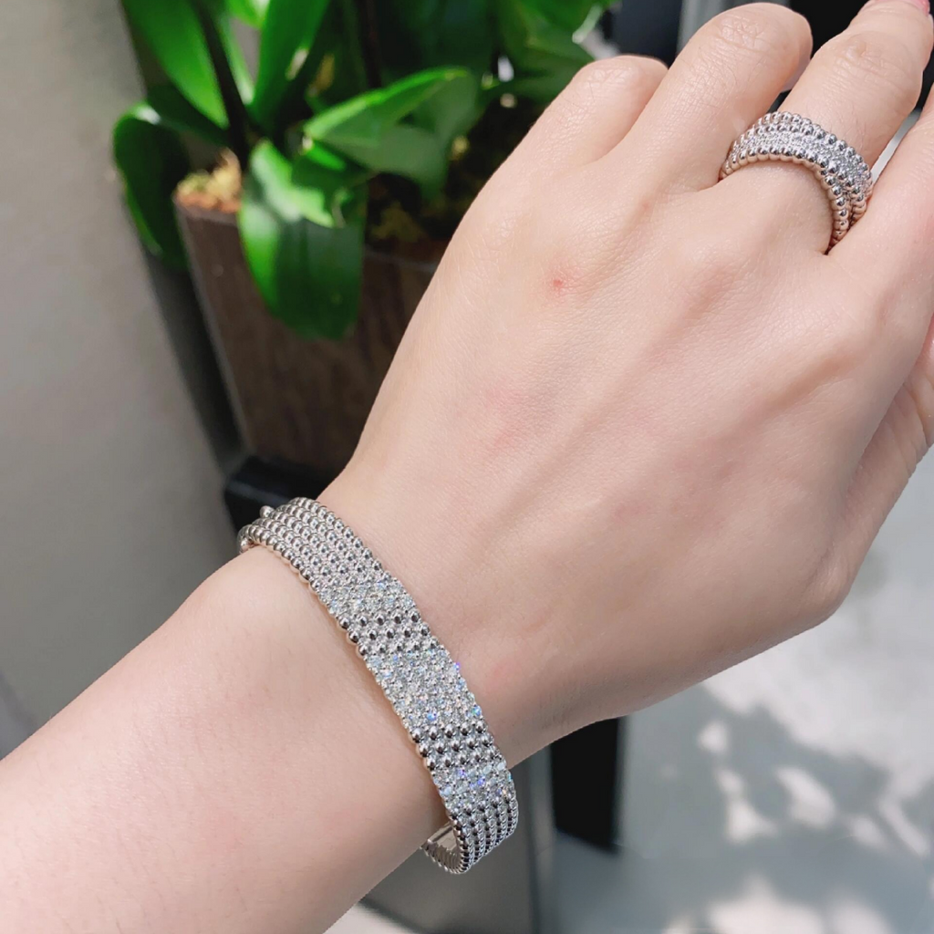 [Dream JURI]  FIVE-ROW DIAMOND BRACELET