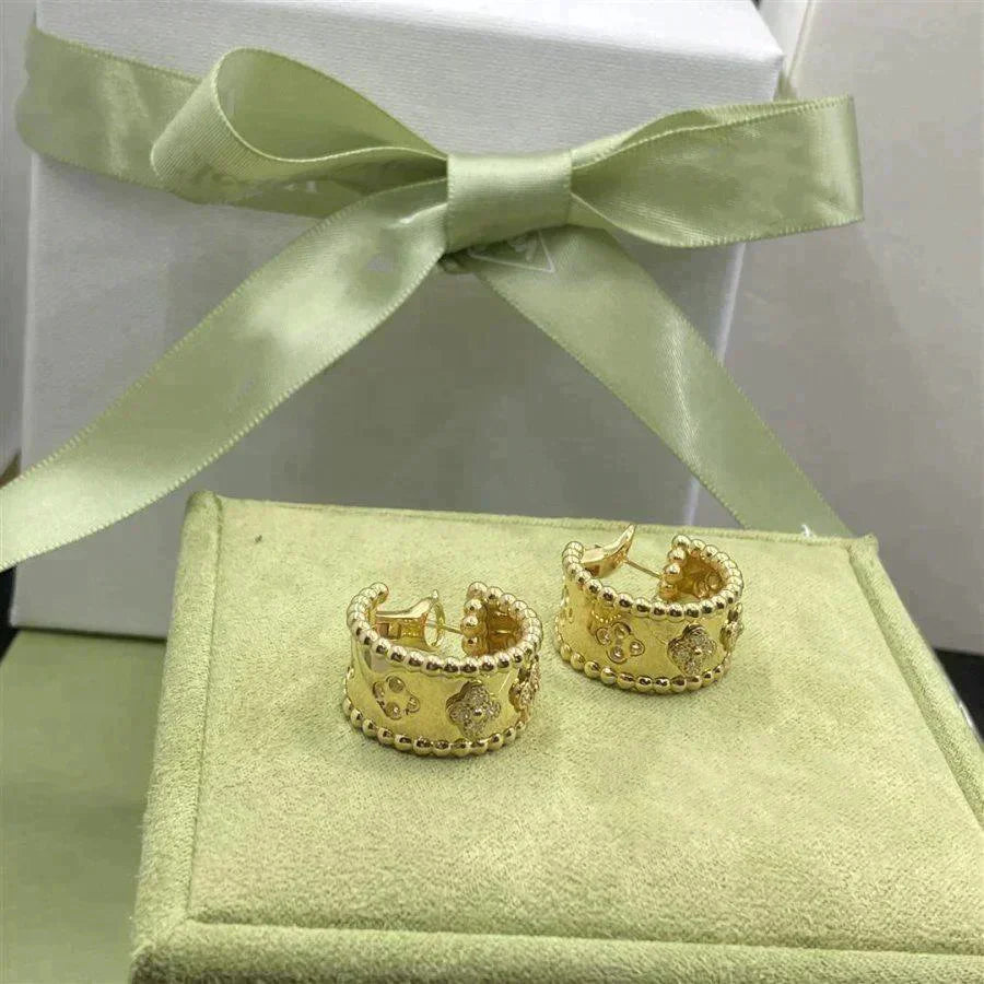 「ドリーム」パーリーダイヤモンドピアス