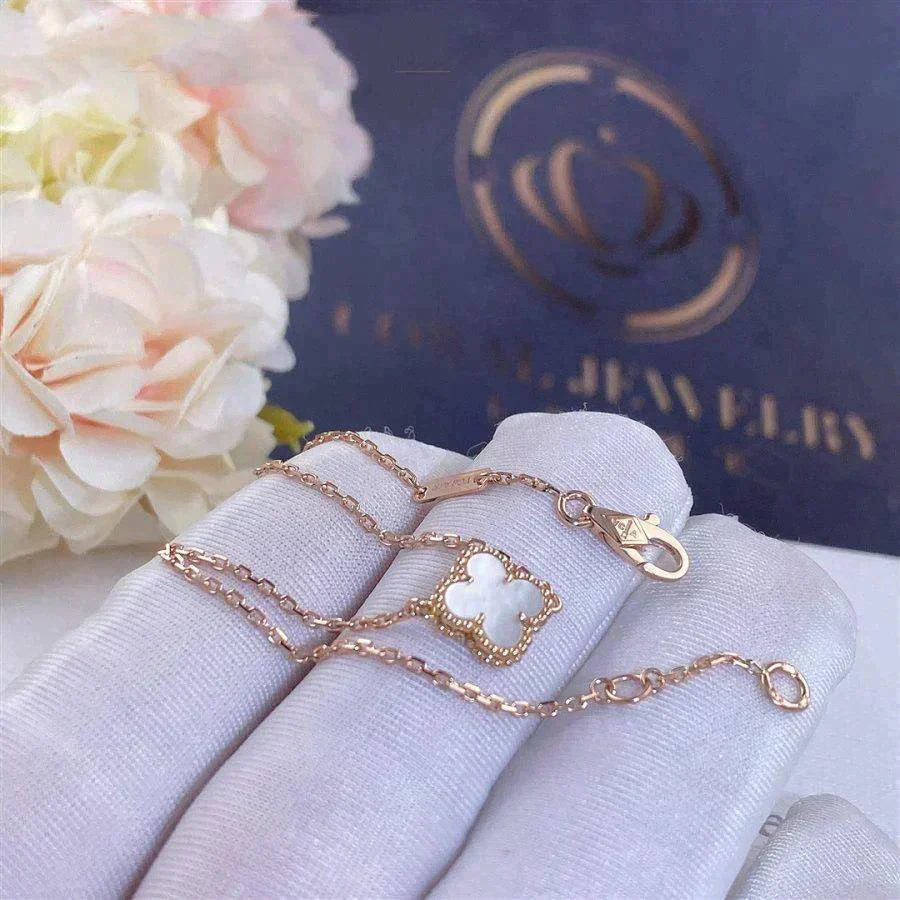 „Dream“-KLEE WEISS MOP EINZELBLUMEN-ARMBAND
