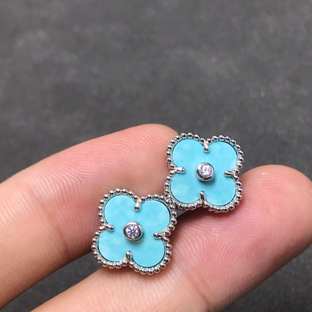 「ドリーム」クローバー 1 ダイヤモンド ブルースカイ シルバーピアス