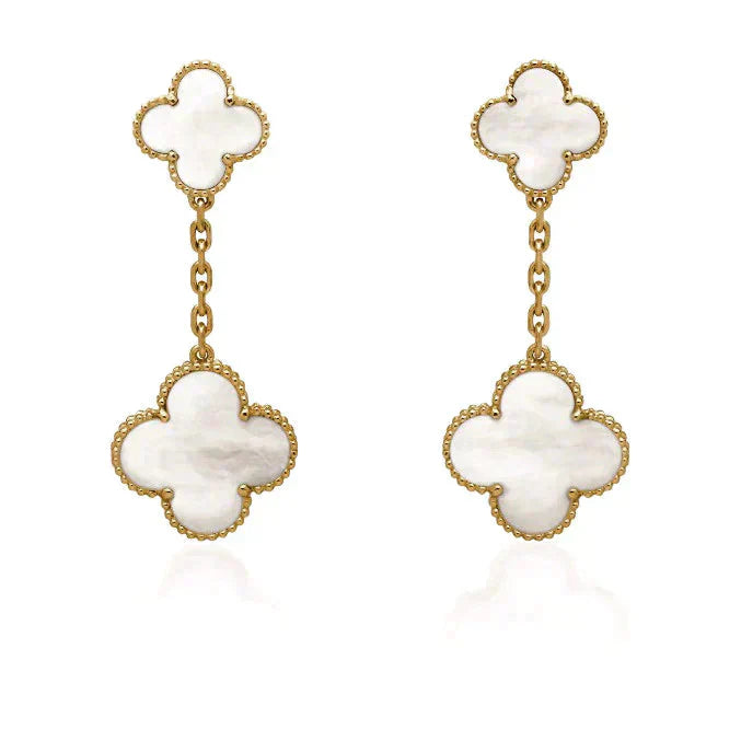 ¡®Dream¡¯CLOVER 2 MOTIF WHITE MOP EARRINGS